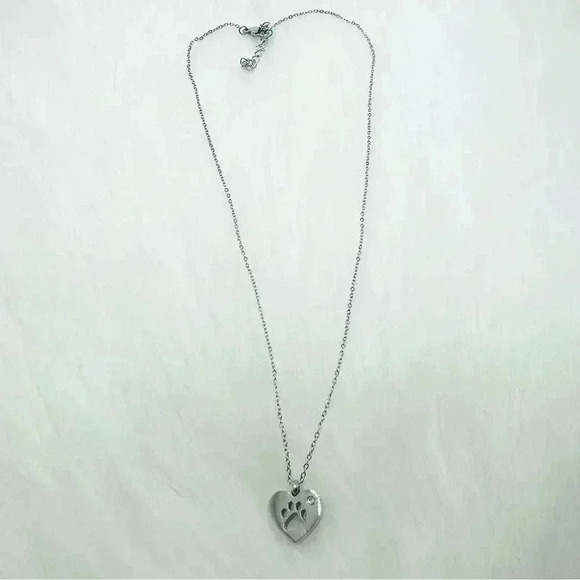 Heart Paw Print Pendant Necklace in Silver - Picture 4 of 7
